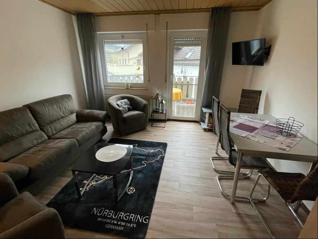 Relaxen Am Ring Fewo 2 Wimbach Bagian luar foto